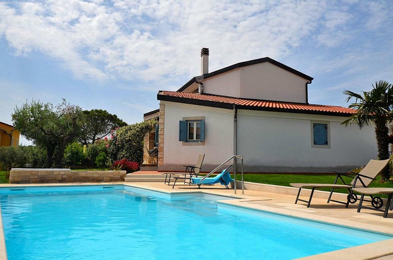 Holiday Home Sverko Novigrad Istria Exteriér fotografie