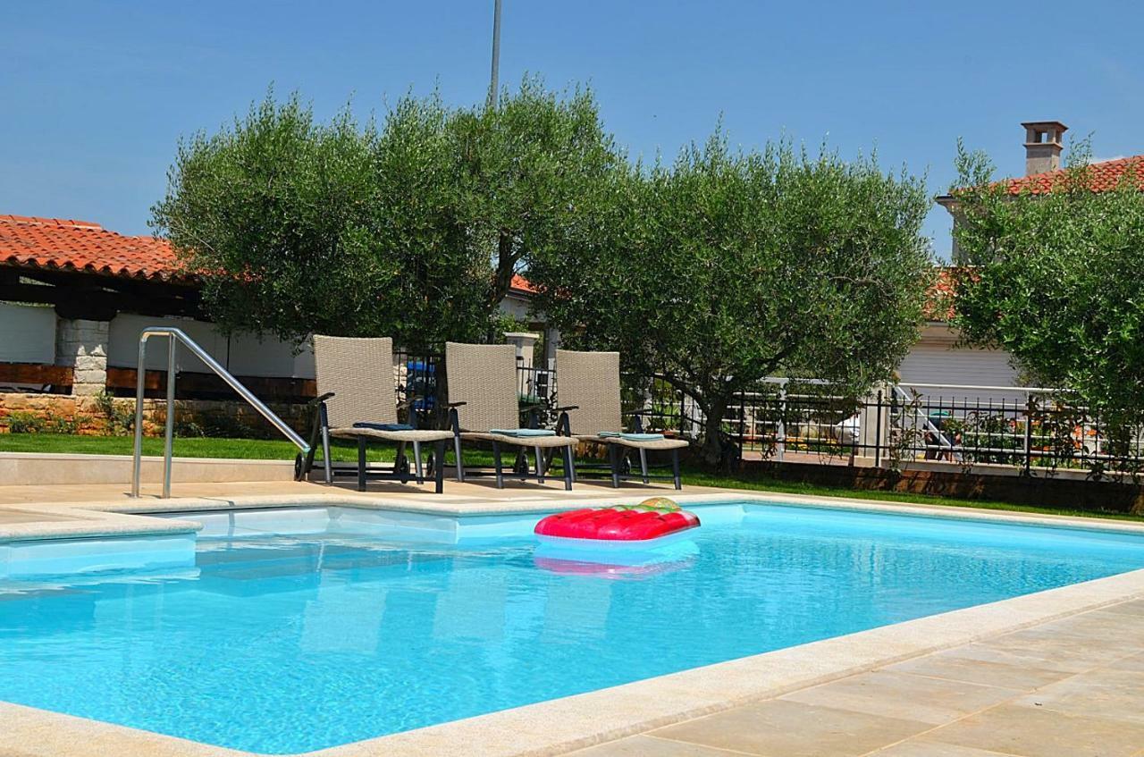 Holiday Home Sverko Novigrad Istria Exteriér fotografie
